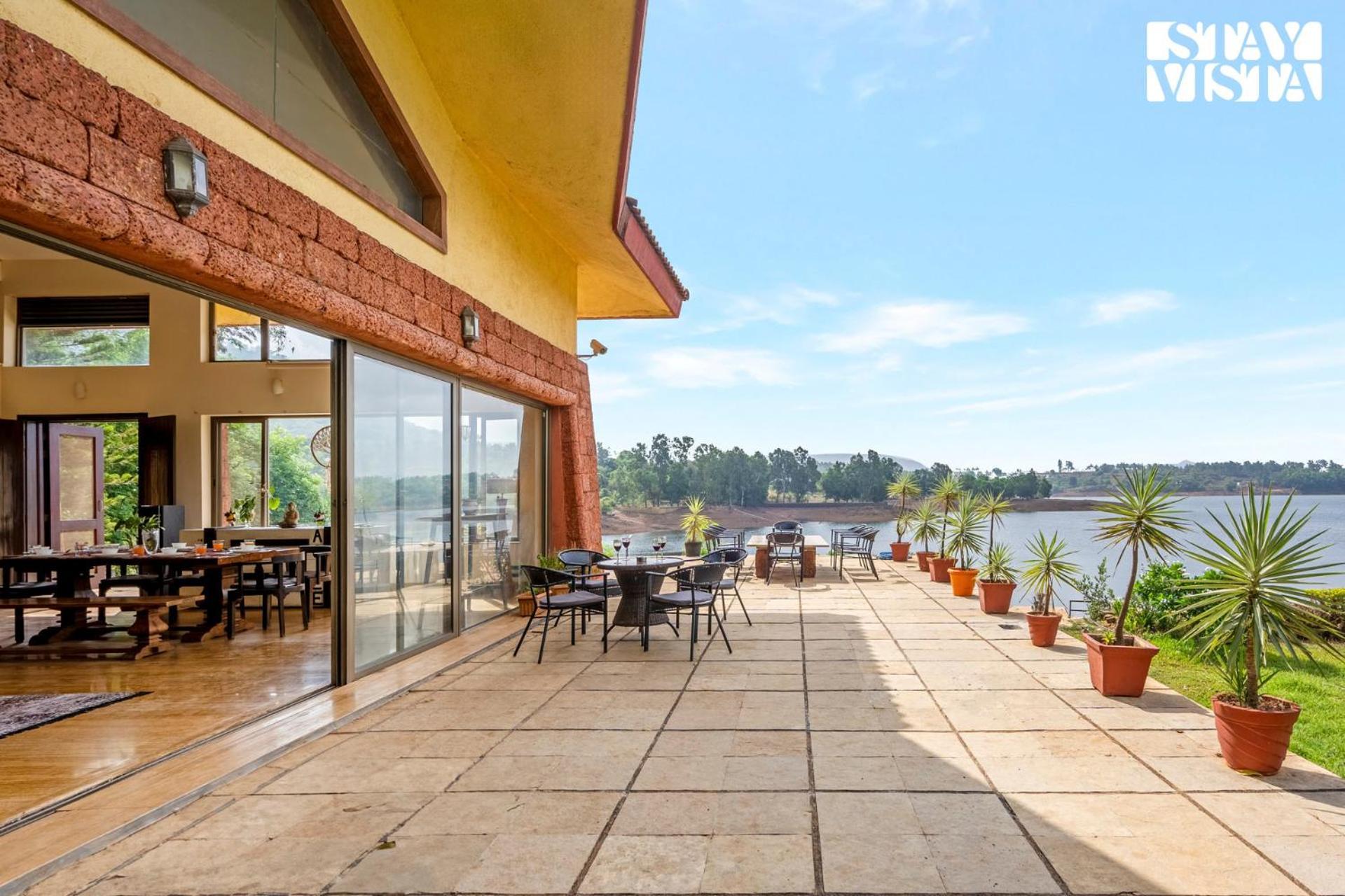 Stayvista At Three Shores With Lake View & Alfresco Dining Khamshet Zewnętrze zdjęcie