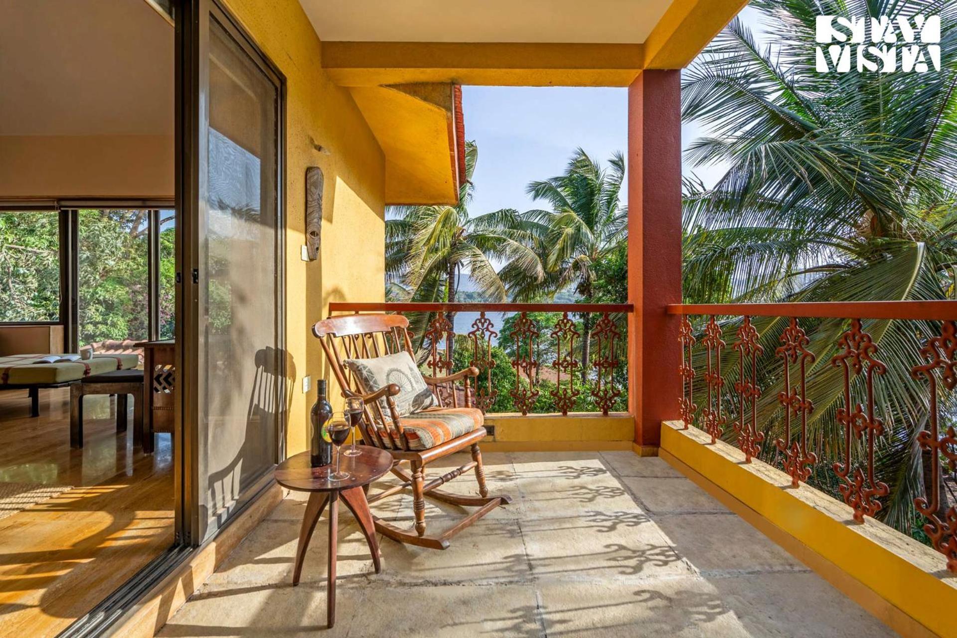 Stayvista At Three Shores With Lake View & Alfresco Dining Khamshet Zewnętrze zdjęcie
